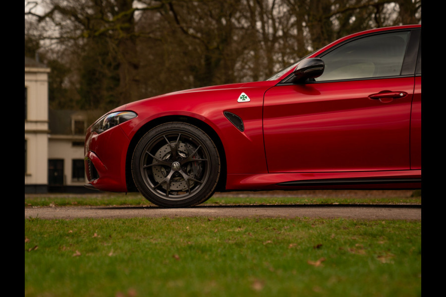 Alfa Romeo Giulia 2.9 V6 Quadrifoglio MY26 | Facelift | Carbon stoelen | Akrapovic | Harman/Kardon