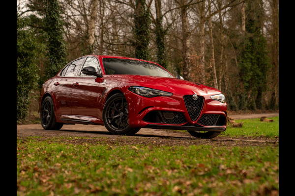 Alfa Romeo Giulia 2.9 V6 Quadrifoglio MY26 | Facelift | Carbon stoelen | Akrapovic | Harman/Kardon