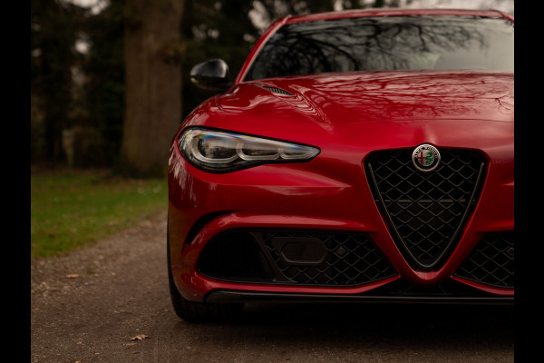 Alfa Romeo Giulia 2.9 V6 Quadrifoglio MY26 | Facelift | Carbon stoelen | Akrapovic | Harman/Kardon