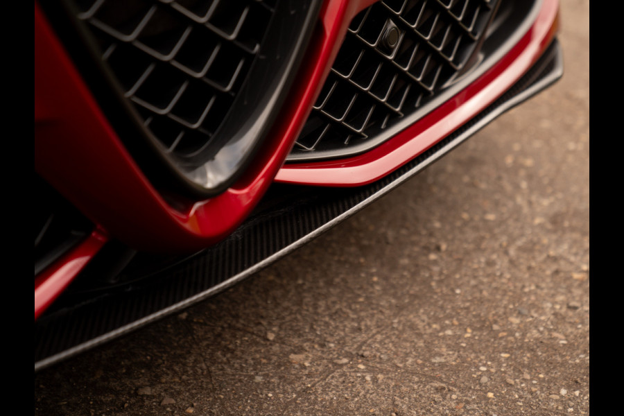 Alfa Romeo Giulia 2.9 V6 Quadrifoglio MY26 | Facelift | Carbon stoelen | Akrapovic | Harman/Kardon