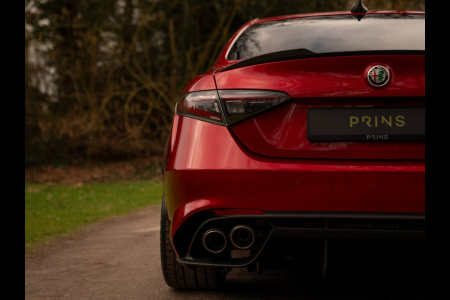 Alfa Romeo Giulia 2.9 V6 Quadrifoglio MY26 | Facelift | Carbon stoelen | Akrapovic | Harman/Kardon