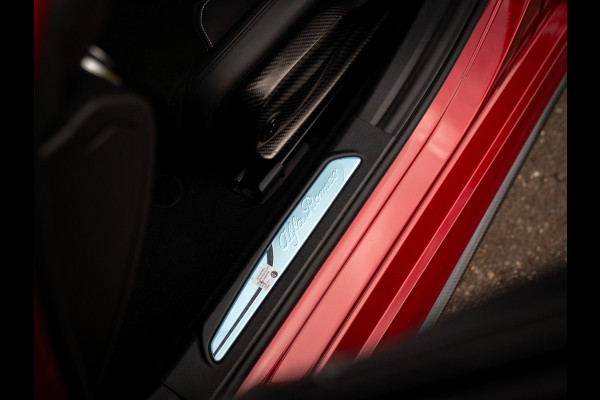 Alfa Romeo Giulia 2.9 V6 Quadrifoglio MY26 | Facelift | Carbon stoelen | Akrapovic | Harman/Kardon