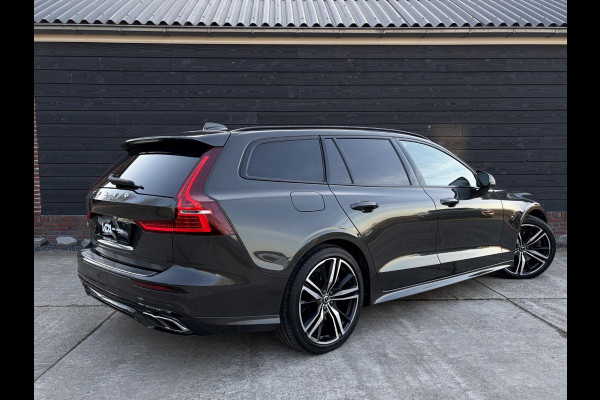 Volvo V60 2.0 T8 Recharge AWD R-Design - Pano l Mem. l HUD l Trekhaak l H/K