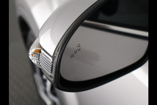 Toyota C-HR 1.8 HYBRIDE STYLE LUXERY NAVI LEDER GARANTIE 2032 PDC V+A. BLIND SPOT MONITOR. STOELVERWARMING