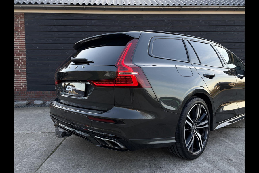 Volvo V60 2.0 T8 Recharge AWD R-Design - Pano l Mem. l HUD l Trekhaak l H/K