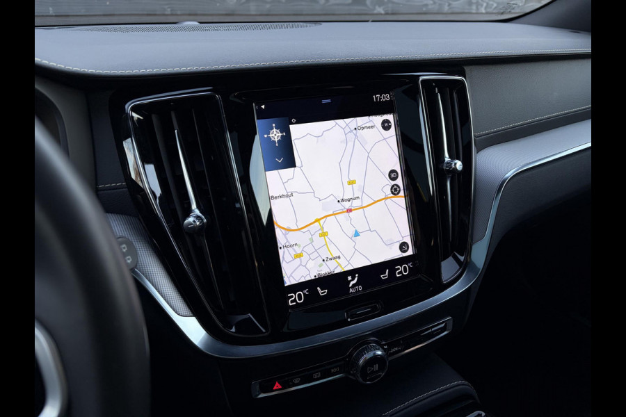 Volvo V60 2.0 T8 Recharge AWD R-Design - Pano l Mem. l HUD l Trekhaak l H/K