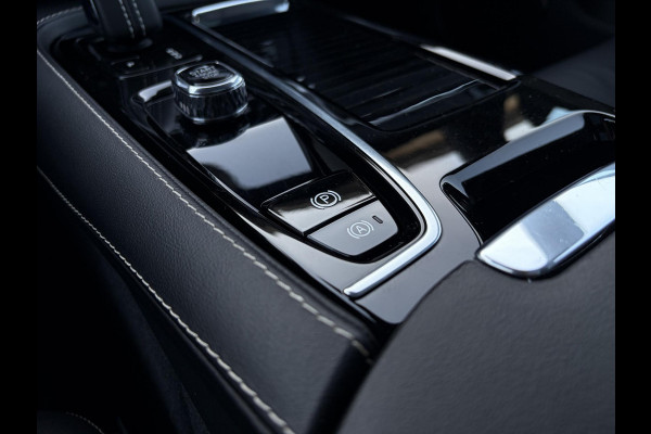 Volvo V60 2.0 T8 Recharge AWD R-Design - Pano l Mem. l HUD l Trekhaak l H/K