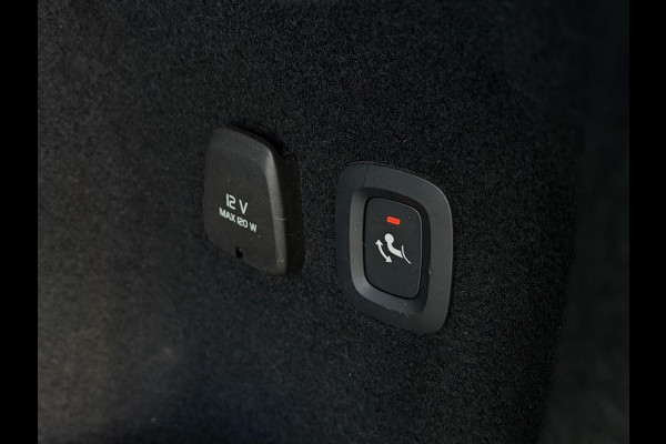 Volvo V60 2.0 T8 Recharge AWD R-Design - Pano l Mem. l HUD l Trekhaak l H/K