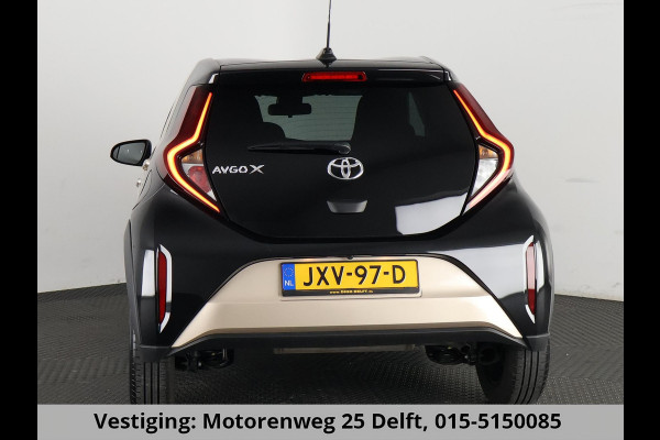 Toyota Aygo X 1.0 VVT-i MT Pulse GARANTIE TOT 03-2035! . STOELVERWARMING . APPLECARPLAY & ANDRIOD AUTO . ACHTERUITRIJ CAMERA .