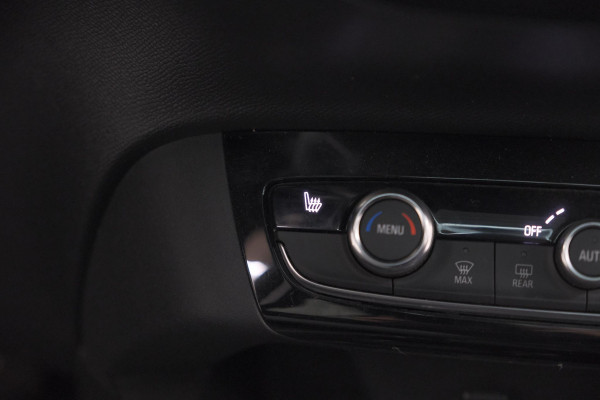 Opel Corsa 1.2 Turbo 100 Ultimate | Panoramadak | Camera | Dodehoekdetectie | Apple Carplay