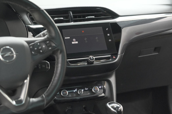 Opel Corsa 1.2 Turbo 100 Ultimate | Panoramadak | Camera | Dodehoekdetectie | Apple Carplay