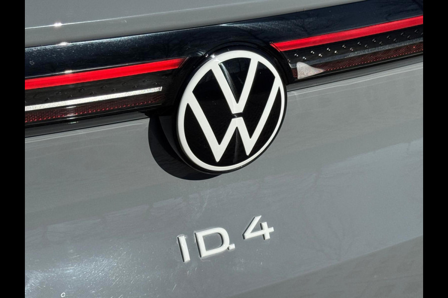Volkswagen ID.4 Pro 77 kWh, achteruitrijcamera, stoel-stuurverwarming, 20 inch,vele opties, 1 e eigenaar, NL auto met nap