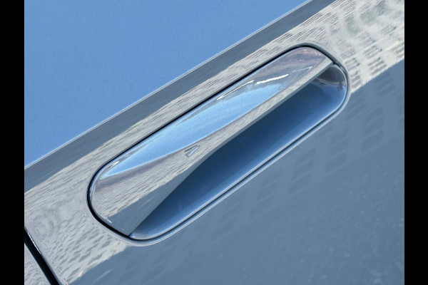 Volkswagen ID.4 Pro 77 kWh, achteruitrijcamera, stoel-stuurverwarming, 20 inch,vele opties, 1 e eigenaar, NL auto met nap