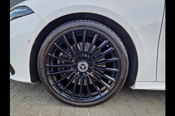 Mercedes-Benz A-Klasse 250 4MATIC AMG Facelift /Led /Pano /Deald ond.