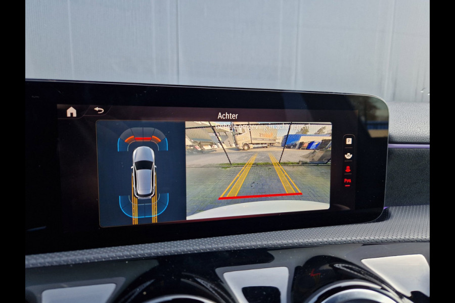 Mercedes-Benz A-Klasse 250 4MATIC AMG Facelift /Led /Pano /Deald ond.