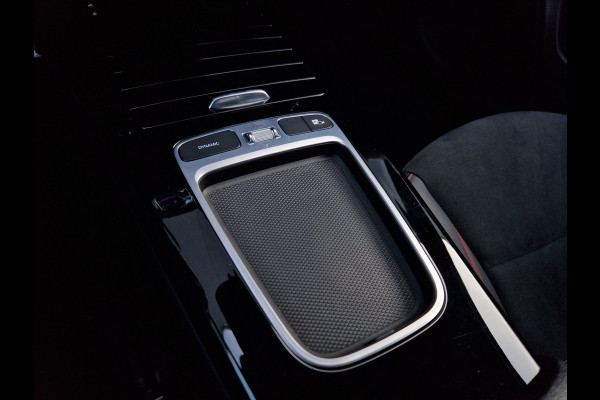 Mercedes-Benz A-Klasse 250 4MATIC AMG Facelift /Led /Pano /Deald ond.