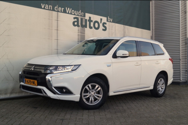 Mitsubishi Outlander 2.4 PHEV Automaat Pure -ECC-PDC-TREKHAAK-