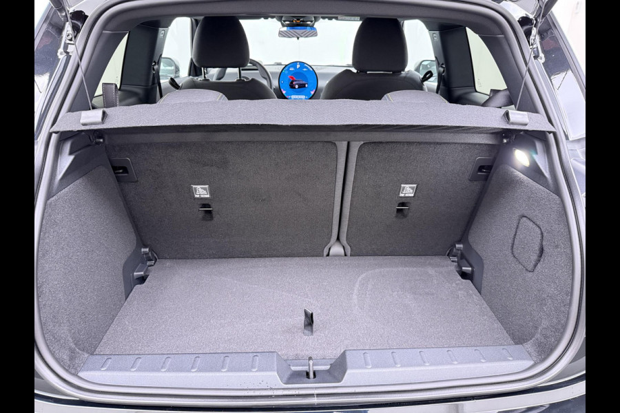 MINI Cooper E Essential XS 40.7 kWh | NIEUWE AUTO | HEAD-UP DISPLAY | CAMERA | STOELVERWARMING  | ORIGINEEL NL AUTO | FABRIEKSGARANTIE TM 2029 |