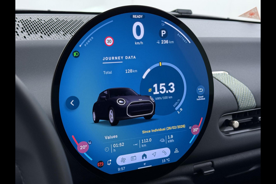 MINI Cooper E Essential XS 40.7 kWh | NIEUWE AUTO | HEAD-UP DISPLAY | CAMERA | STOELVERWARMING  | ORIGINEEL NL AUTO | FABRIEKSGARANTIE TM 2029 |