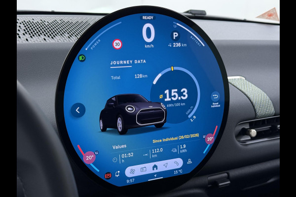 MINI Cooper E Essential XS 40.7 kWh | NIEUWE AUTO | HEAD-UP DISPLAY | CAMERA | STOELVERWARMING  | ORIGINEEL NL AUTO | FABRIEKSGARANTIE TM 2029 |