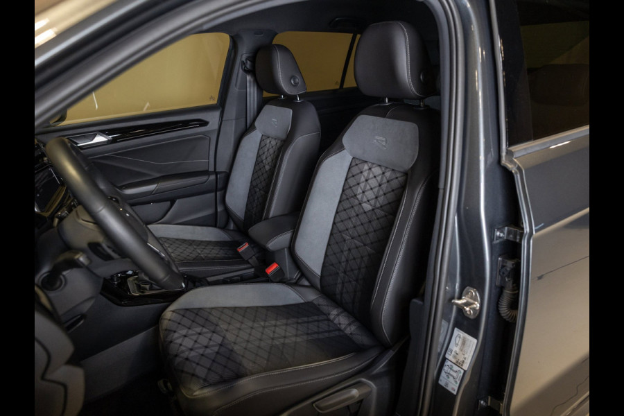 Volkswagen T-Roc 1.5 TSI R-Line Edition / 150pk / Stoel en stuur verwarming / Achteruitrij camera / Keyless /