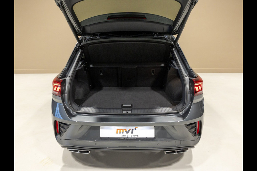 Volkswagen T-Roc 1.5 TSI R-Line Edition / 150pk / Stoel en stuur verwarming / Achteruitrij camera / Keyless /