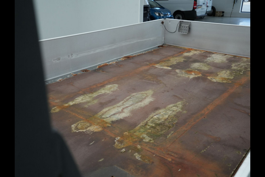 MAN TGE Pick-up 2.0 TDI 177PK 3.5T / Airco / Trekhaak / Cruise / Bluetooth