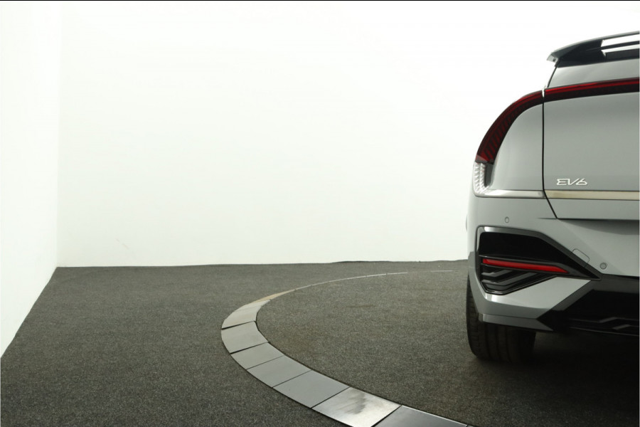 Kia Ev6 GT-Line 84 kWh - Stoel/Stuurverwarming - Stoelverkoeling - Navigatie - Adaptief Cruise Control - Lichtmetalen Velgen - Fabrieksgarantie Tot 2031