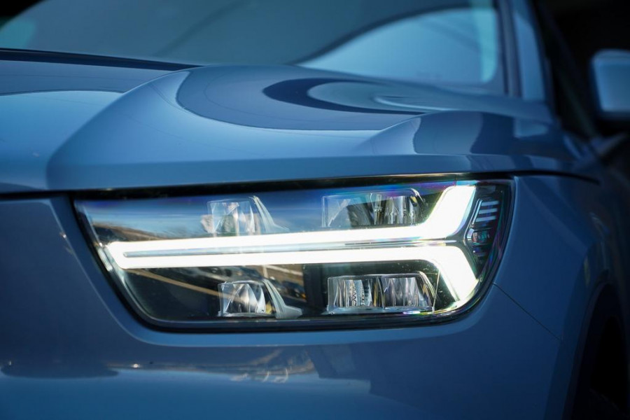 Volvo XC40 1.5 T2 Business Pro / Aut / Adaptive Cruise / Trekhaak / Incl BTW