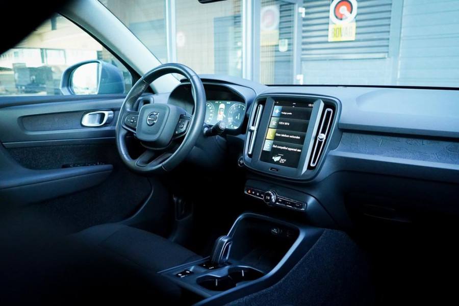 Volvo XC40 1.5 T2 Business Pro / Aut / Adaptive Cruise / Trekhaak / Incl BTW