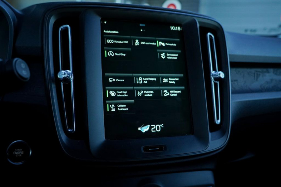 Volvo XC40 1.5 T2 Business Pro / Aut / Adaptive Cruise / Trekhaak / Incl BTW