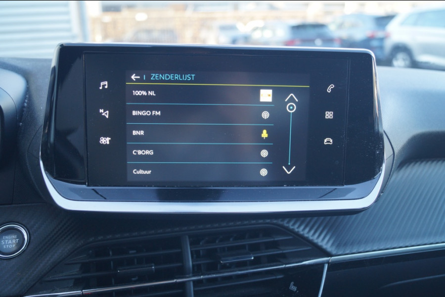 Peugeot e-2008 EV Allure 50kWh -SOH93%-NAVI-ECC-PDC-