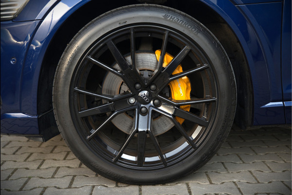 Audi e-tron e-tron 55 quattro advanced Pro Line S 95 kWh S-Line | Panoramadak | Bang & Olufsen | Stoelverwarming | Head-Up Display | 360 Camera | Matrix LED | Luchtvering | Memory Seat | Keyless | Elektrisch Verstelbare Stoelen | B&O