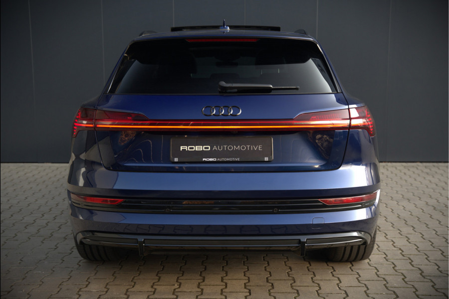 Audi e-tron e-tron 55 quattro advanced Pro Line S 95 kWh S-Line | Panoramadak | Bang & Olufsen | Stoelverwarming | Head-Up Display | 360 Camera | Matrix LED | Luchtvering | Memory Seat | Keyless | Elektrisch Verstelbare Stoelen | B&O