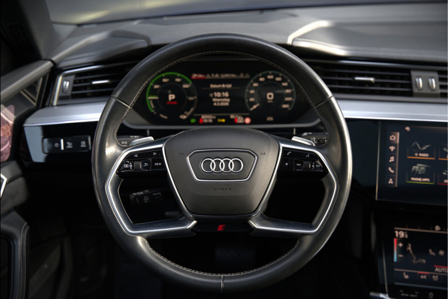 Audi e-tron e-tron 55 quattro advanced Pro Line S 95 kWh S-Line | Panoramadak | Bang & Olufsen | Stoelverwarming | Head-Up Display | 360 Camera | Matrix LED | Luchtvering | Memory Seat | Keyless | Elektrisch Verstelbare Stoelen | B&O