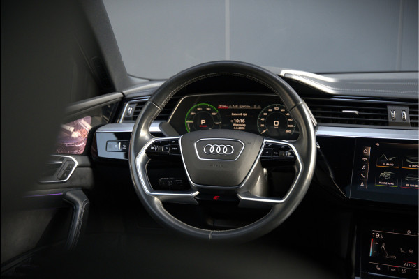 Audi e-tron e-tron 55 quattro advanced Pro Line S 95 kWh S-Line | Panoramadak | Bang & Olufsen | Stoelverwarming | Head-Up Display | 360 Camera | Matrix LED | Luchtvering | Memory Seat | Keyless | Elektrisch Verstelbare Stoelen | B&O