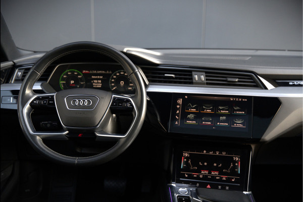 Audi e-tron e-tron 55 quattro advanced Pro Line S 95 kWh S-Line | Panoramadak | Bang & Olufsen | Stoelverwarming | Head-Up Display | 360 Camera | Matrix LED | Luchtvering | Memory Seat | Keyless | Elektrisch Verstelbare Stoelen | B&O