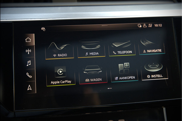 Audi e-tron e-tron 55 quattro advanced Pro Line S 95 kWh S-Line | Panoramadak | Bang & Olufsen | Stoelverwarming | Head-Up Display | 360 Camera | Matrix LED | Luchtvering | Memory Seat | Keyless | Elektrisch Verstelbare Stoelen | B&O