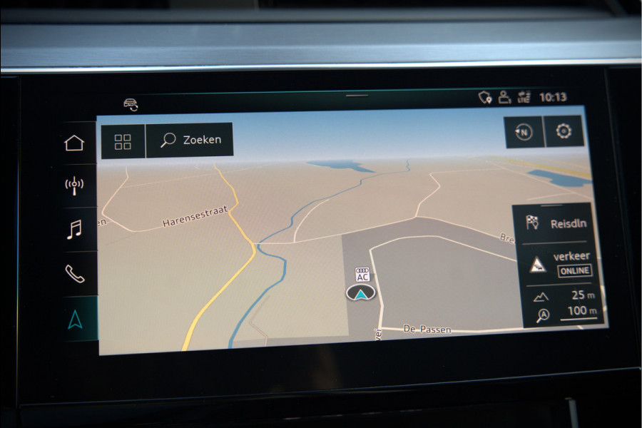 Audi e-tron e-tron 55 quattro advanced Pro Line S 95 kWh S-Line | Panoramadak | Bang & Olufsen | Stoelverwarming | Head-Up Display | 360 Camera | Matrix LED | Luchtvering | Memory Seat | Keyless | Elektrisch Verstelbare Stoelen | B&O