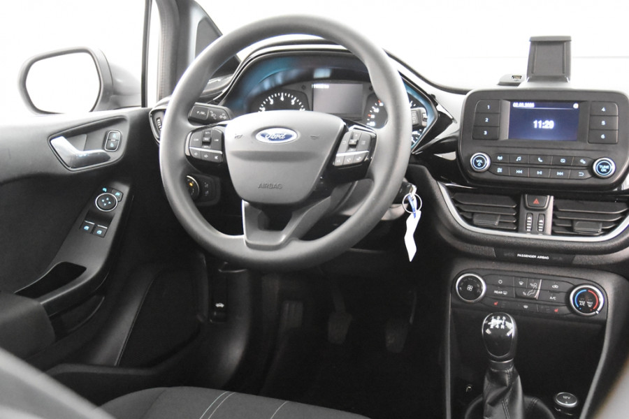 Ford Fiesta 1.1 Trend *Airco*Stoelverwarming*Cruisecontrol*