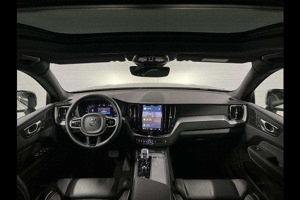 Volvo XC60 2.0 T6 Plug-in hybrid AWD Plus Dark Adapt. Cruise | Open dak | 360 camera | Harman Kardon | Stuur-/stoelverwarming | Memory