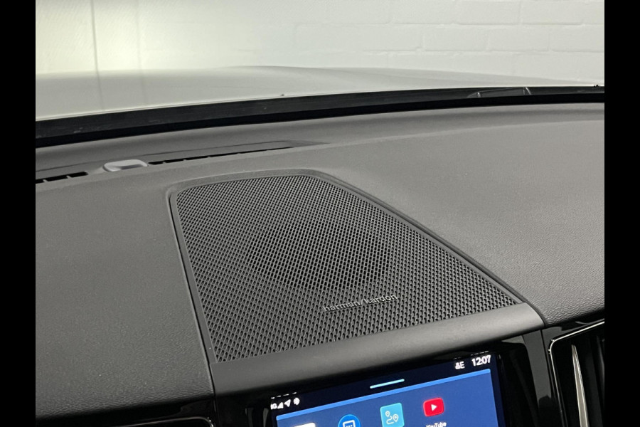 Volvo XC60 2.0 T6 Plug-in hybrid AWD Plus Dark Adapt. Cruise | Open dak | 360 camera | Harman Kardon | Stuur-/stoelverwarming | Memory