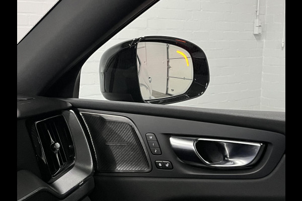 Volvo XC60 2.0 T6 Plug-in hybrid AWD Plus Dark Adapt. Cruise | Open dak | 360 camera | Harman Kardon | Stuur-/stoelverwarming | Memory