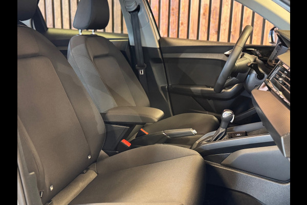 Audi A1 Sportback 25 TFSI S-line / Camera / Carplay / Keyless / Cruise / Stoelverwarming / DAB