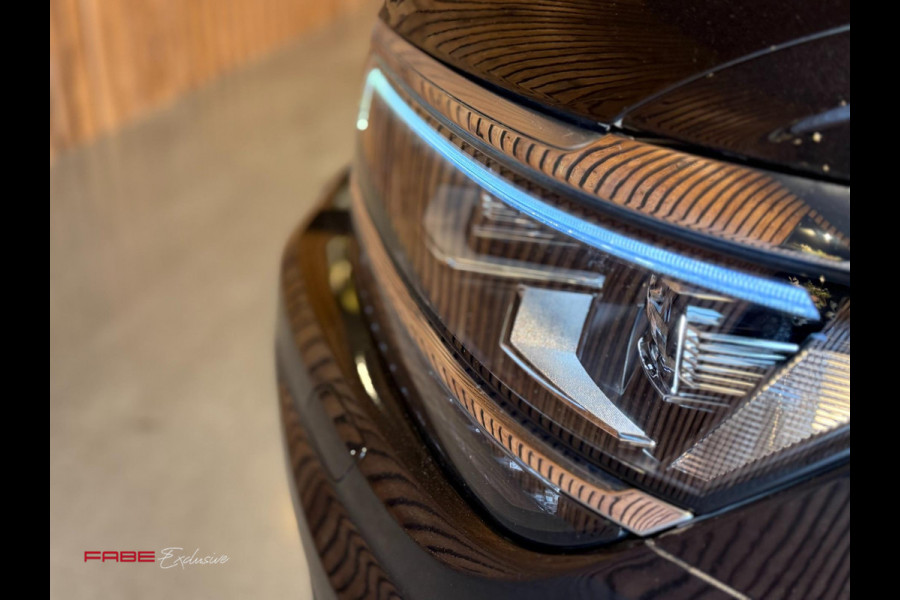 Volkswagen Tiguan Volkswagen TIGUAN 2.0 Diesel/Massage stoelen/Carplay/360Camera/HUD