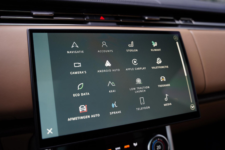 Land Rover Range Rover P 440 E SE / Nieuwe Service / Trekhaak / Stoelventilatie