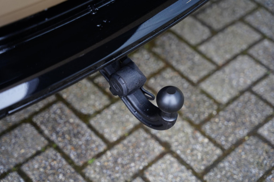 Land Rover Range Rover P 440 E SE / Nieuwe Service / Trekhaak / Stoelventilatie