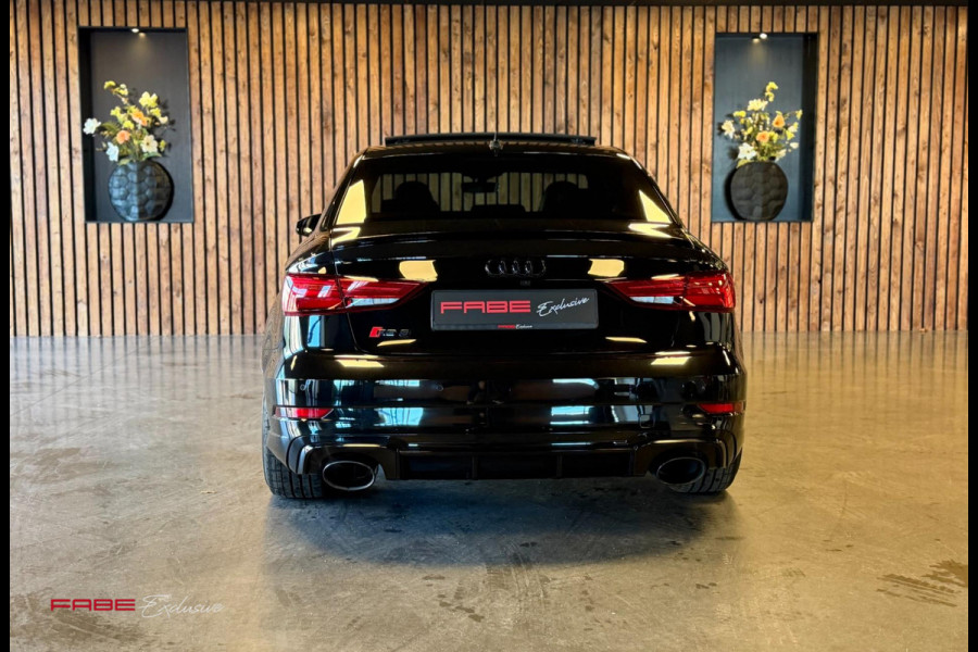 Audi A3 Limousine 2.5 TFSI RS 3 quattro/Panorama/Camera/Cobra Stoelen/Lane assist/adaptive cr.