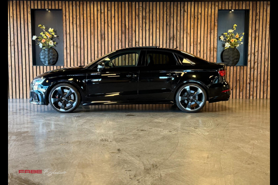 Audi A3 Limousine 2.5 TFSI RS 3 quattro/Panorama/Camera/Cobra Stoelen/Lane assist/adaptive cr.