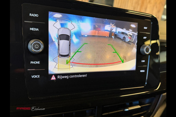 Volkswagen T-Roc 1.5 TSI Style/3xR-Line/Pano/Camera/Trekhaak/IQ-Light